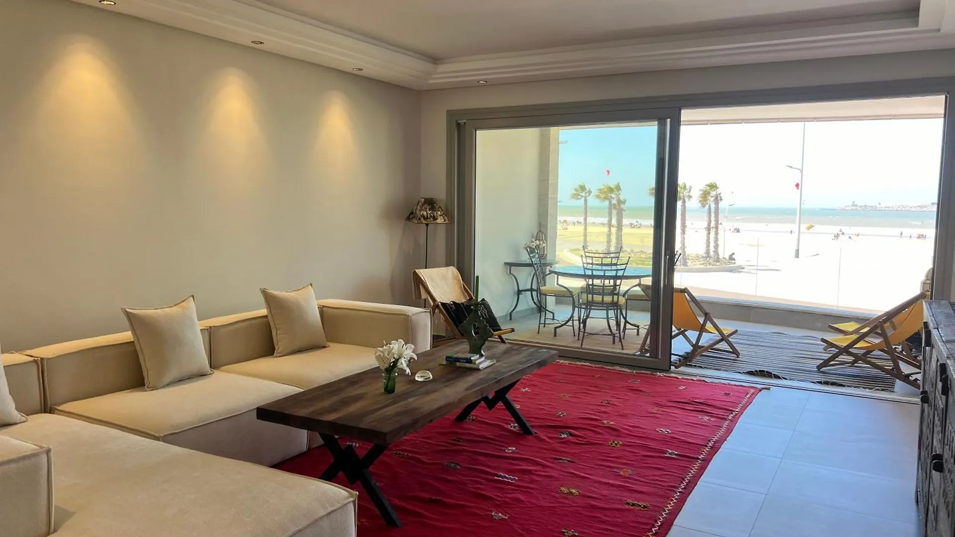 Appartement Beach As-Sawíra Apartmán